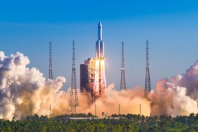 爱游戏中国电竞-体育装备采购流程规范化与质量监管建议，体育器材采购清单