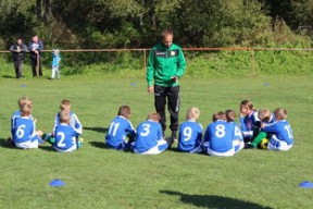 爱游戏平台-中国足球比赛犯规战术分类整理，足球比赛 犯规