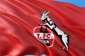 爱游戏内容中心-德甲球队基于运动数据优化防守阵型调整效果，德甲进攻型球队